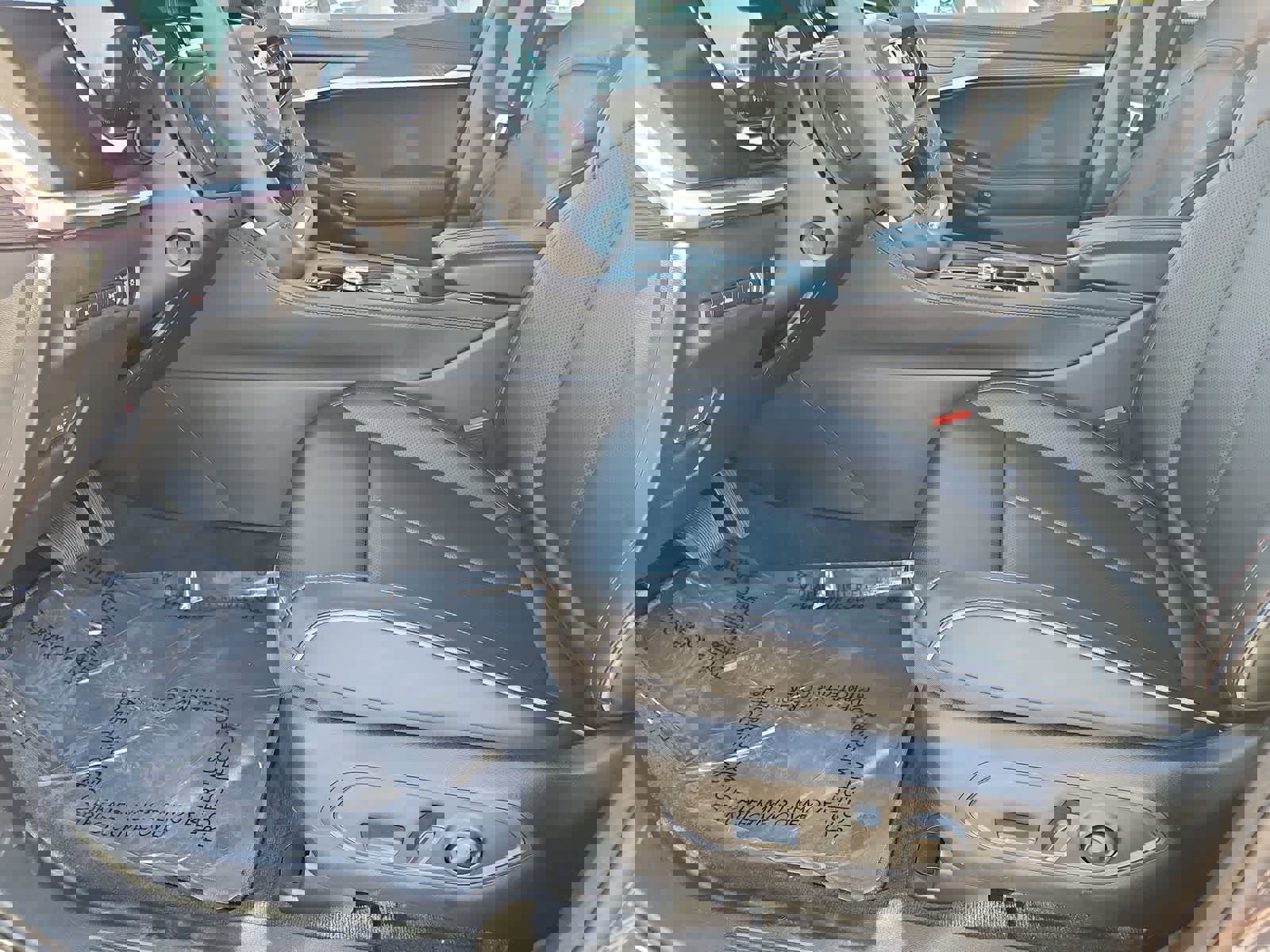 Used 2025 Jeep Wagoneer S Limited w/ Comfort Package image 17