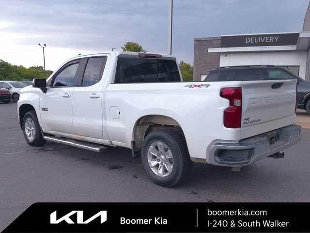 Used 2019 Chevrolet Silverado 1500 LT w/ Texas Edition AWD/4WD image 3