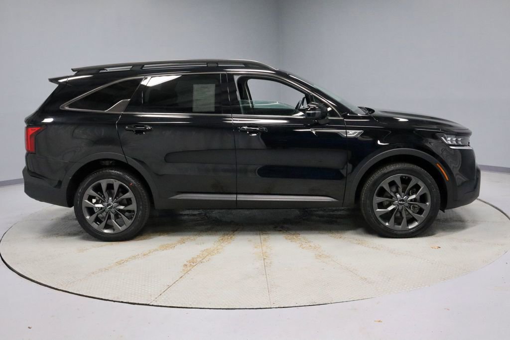 Used 2023 Kia Sorento SX Prestige image 12