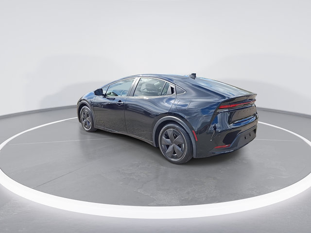 Used 2025 Toyota Prius LE FWD image 6