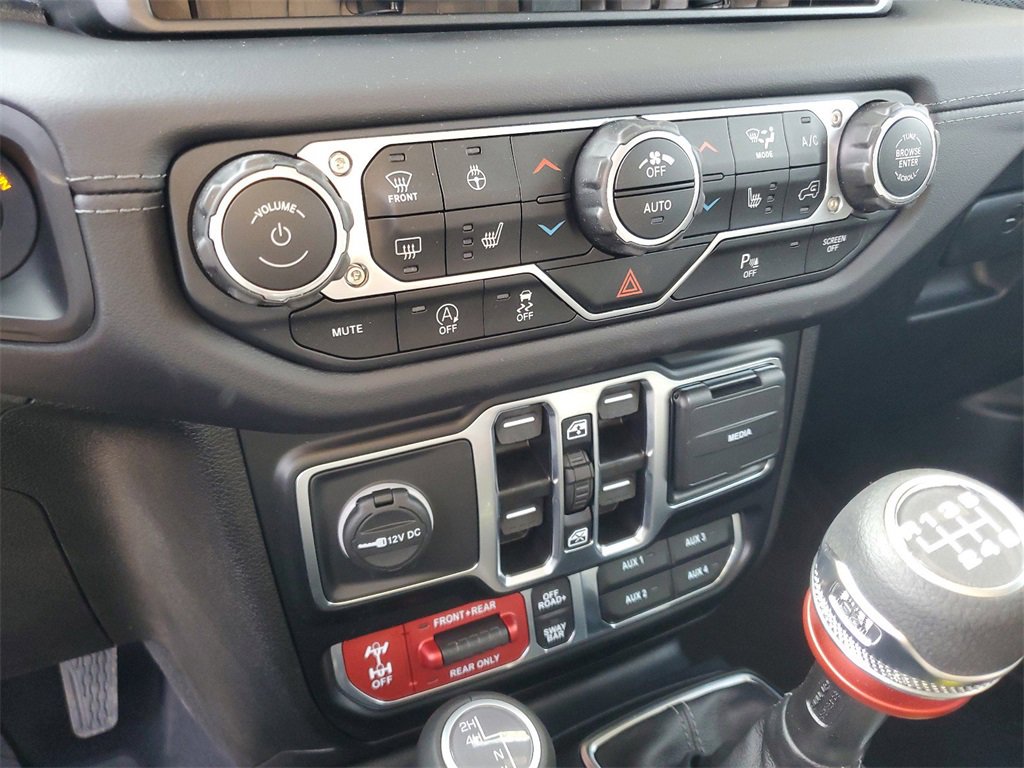 New 2025 Jeep Wrangler Unlimited Rubicon image 19