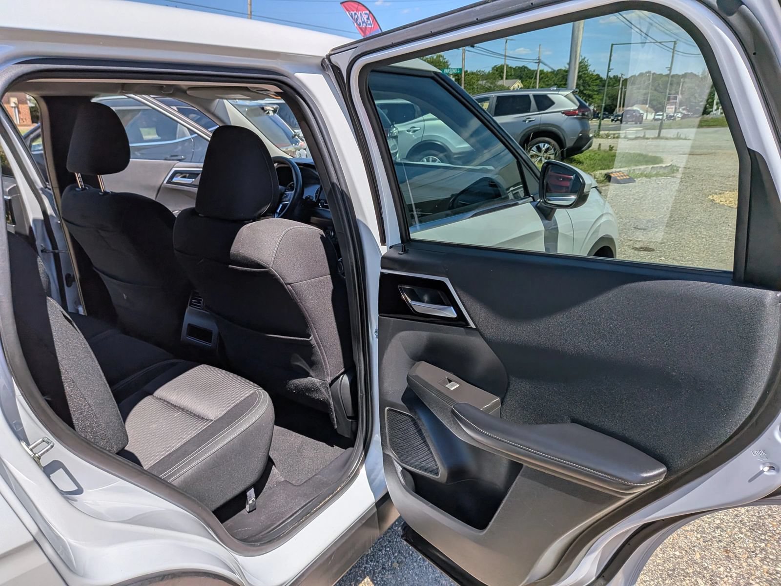 Used 2022 Mitsubishi Outlander ES AWD/4WD image 38