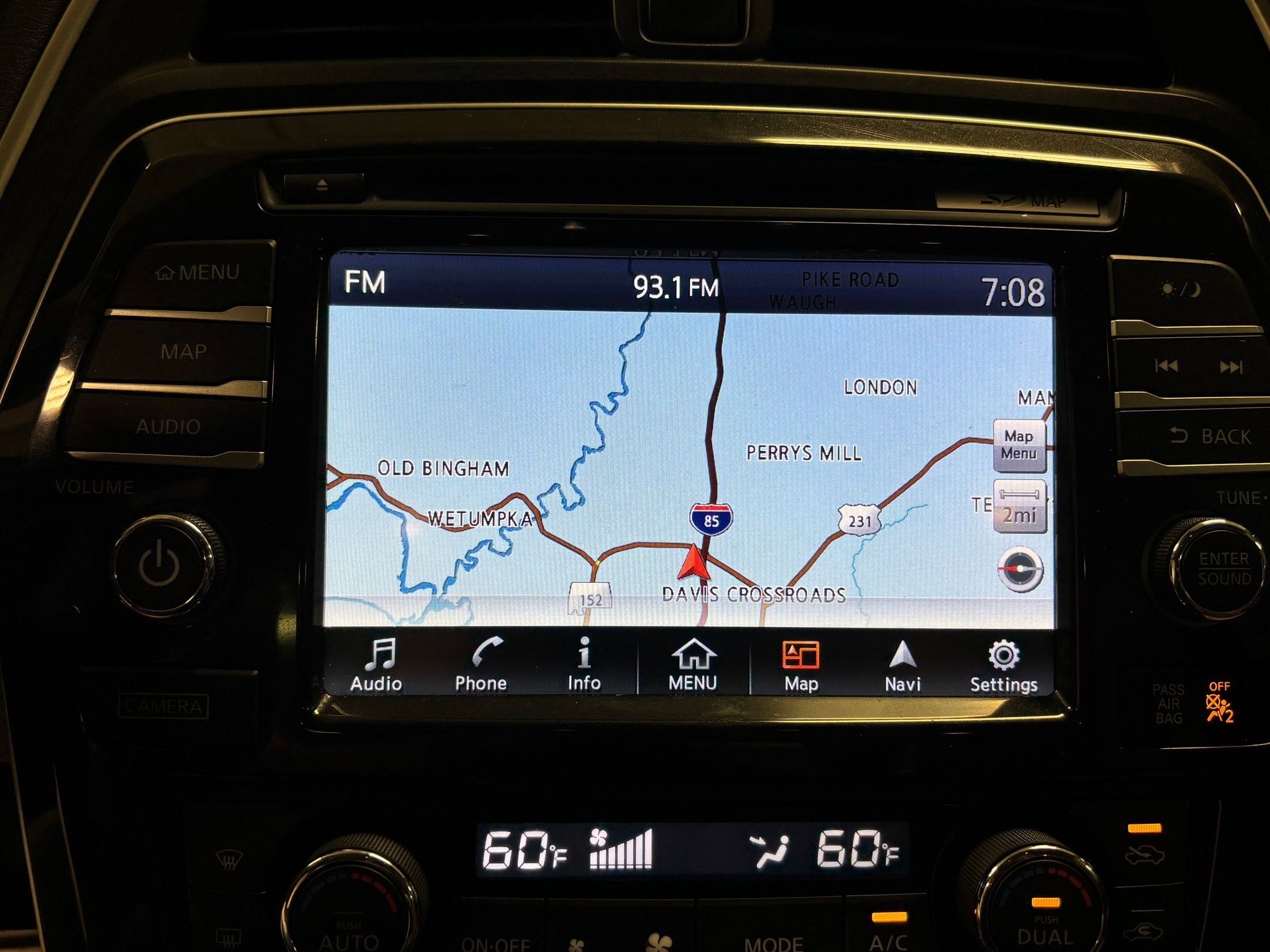 Used 2017 Nissan Maxima SR image 25