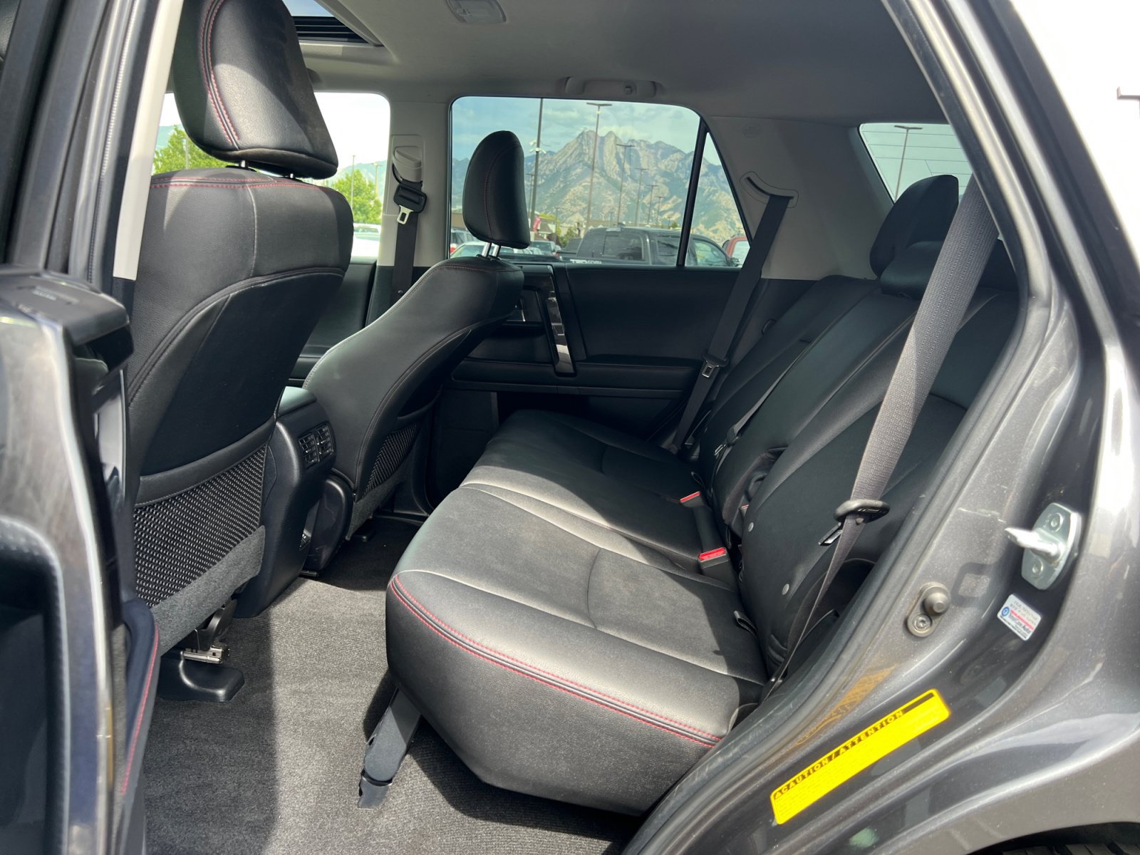 Used 2020 Toyota 4Runner TRD Off-Road Premium w/ Moonroof Package AWD/4WD image 25