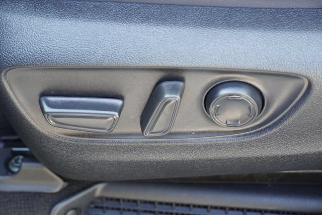 Used 2023 Toyota Sienna XSE FWD image 23