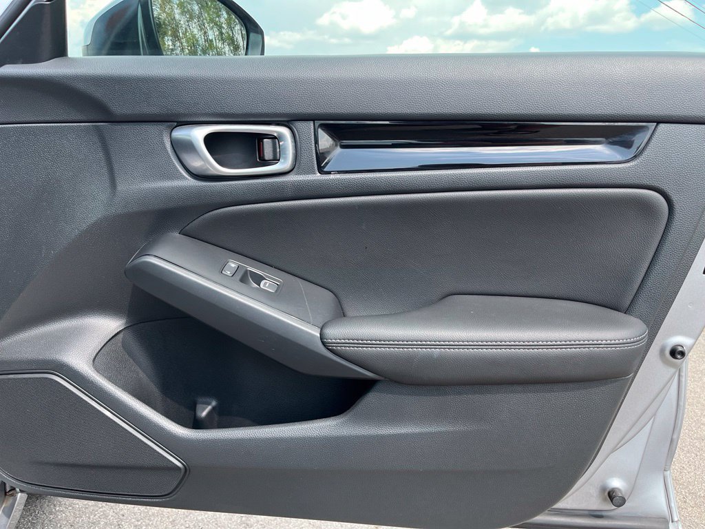 Used 2023 Honda Civic EX-L image 32