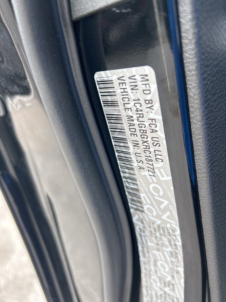 Certified 2024 Jeep Grand Cherokee Limited image 54