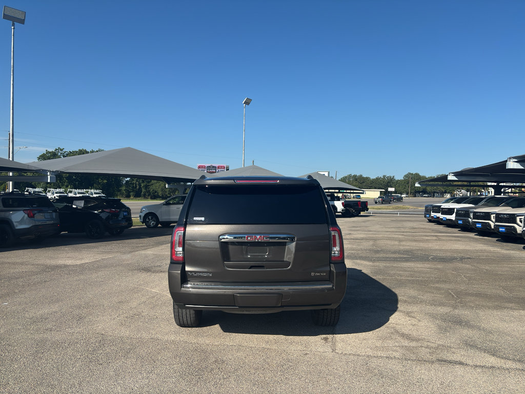 Used 2019 GMC Yukon Denali w/ Denali Ultimate Package RWD image 6