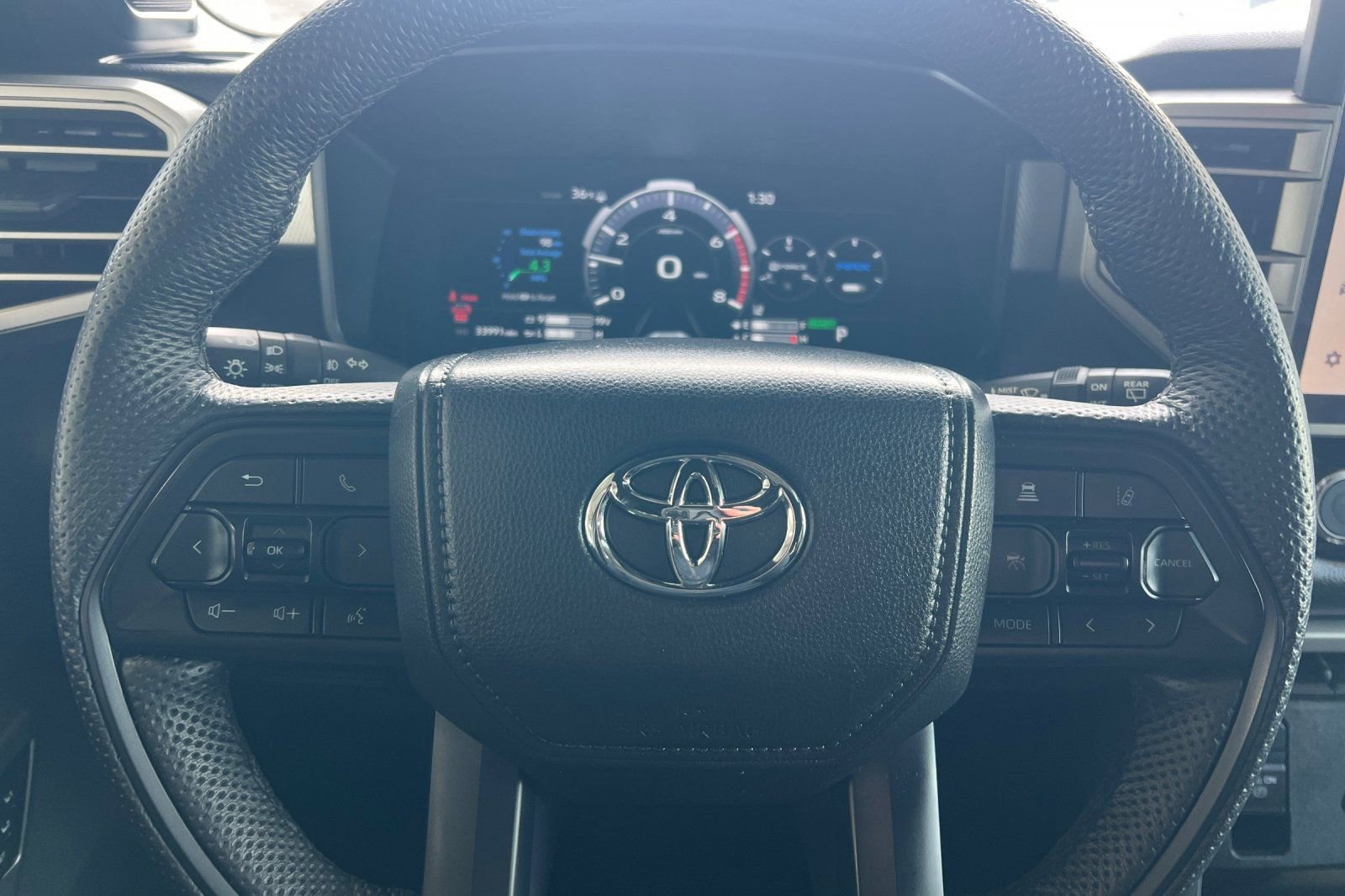 Certified 2025 Toyota Sequoia Limited w/ TRD Off-Road Package image 21