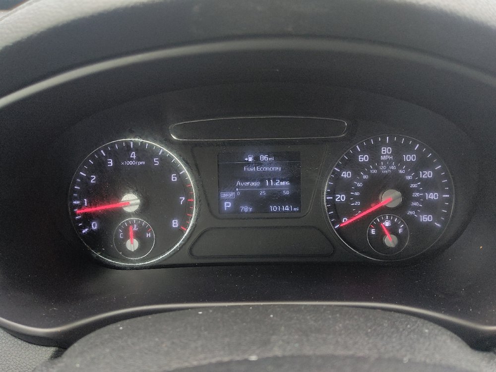 Used 2020 Kia Sorento L FWD image 23