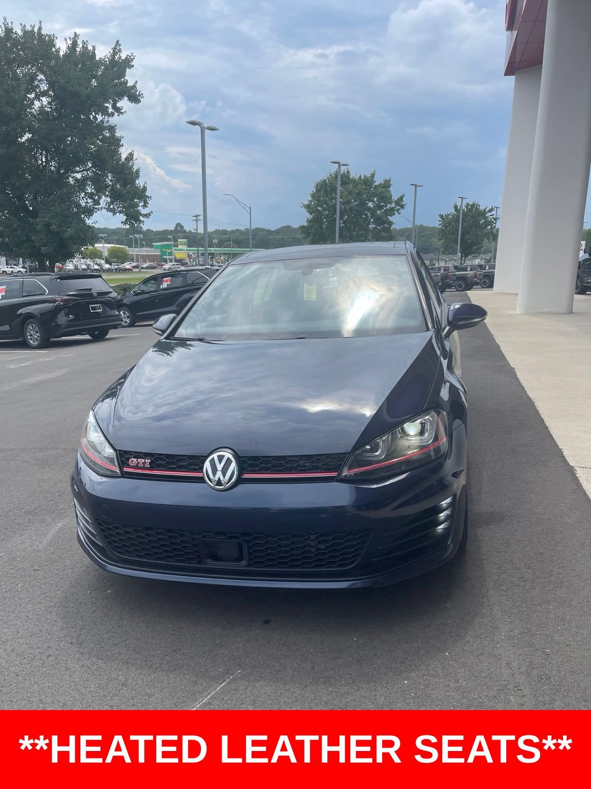 Used 2017 Volkswagen GTI Autobahn FWD image 1