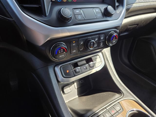 Used 2021 GMC Acadia SLE w/ LPO, Floor Liner Package FWD image 19