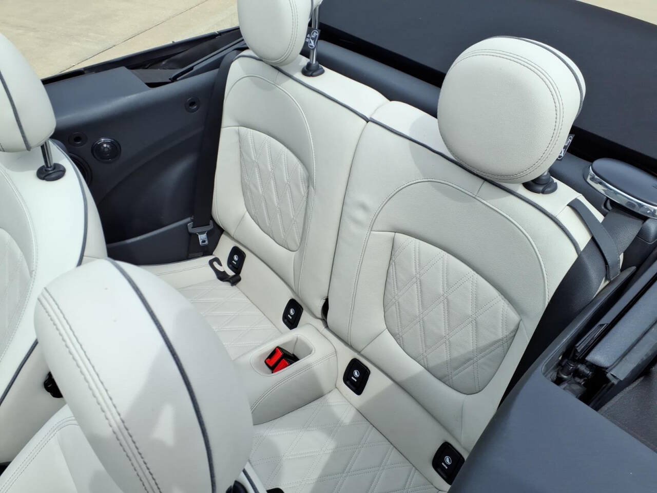 Used 2024 MINI Cooper S FWD image 5
