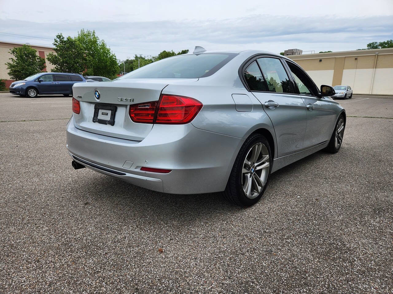 Used 2014 BMW 328i xDrive Sedan AWD/4WD image 7