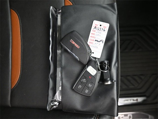 Used 2022 GMC Sierra 1500 AT4 image 10