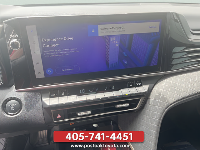 Used 2025 Toyota Camry XLE FWD image 16
