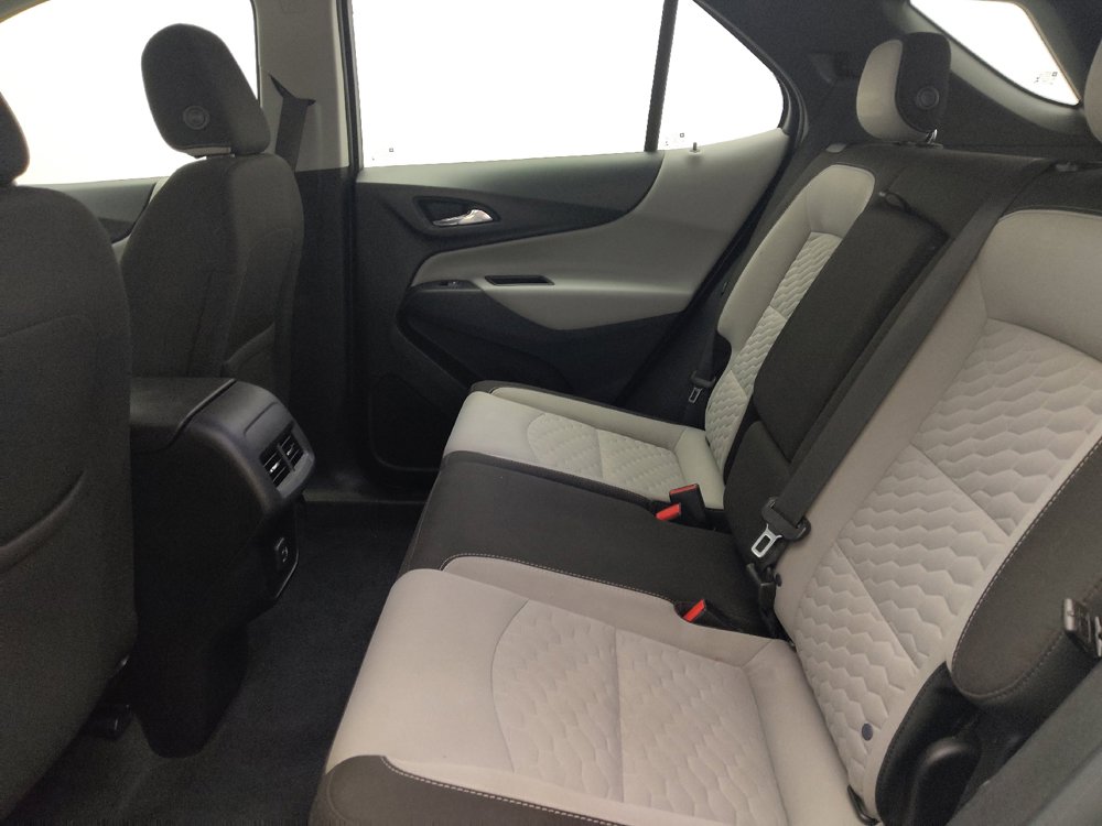 Used 2019 Chevrolet Equinox LS FWD image 18