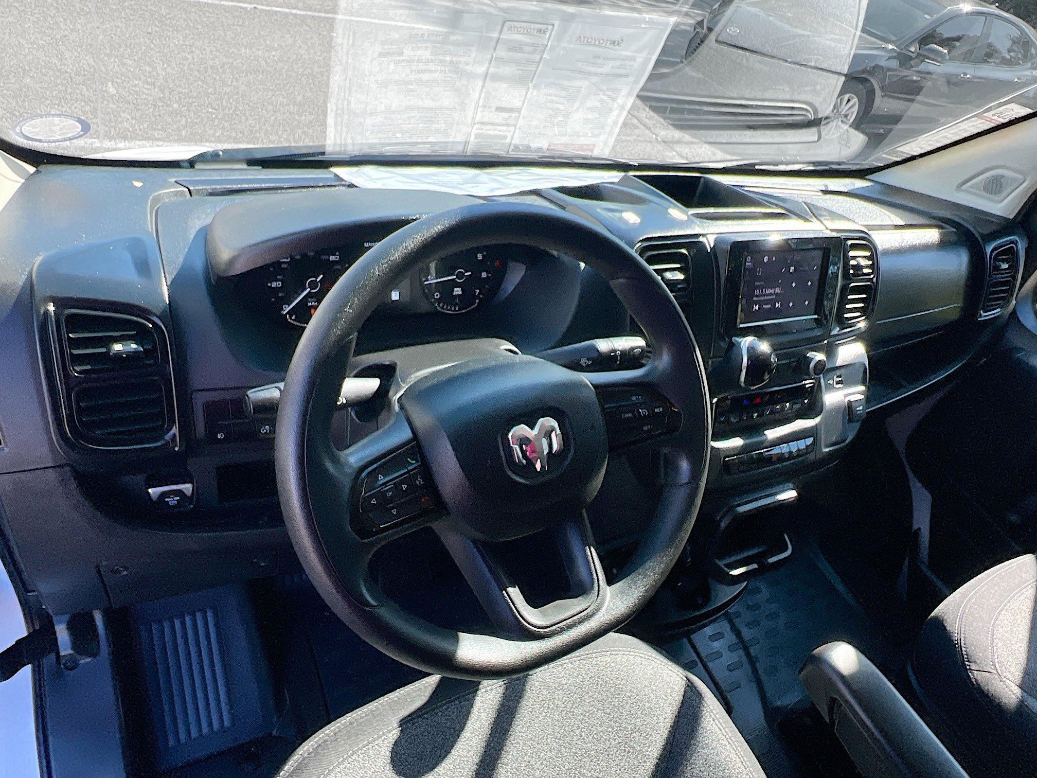 Used 2023 RAM ProMaster 2500 w/ Driver Convenience Group (A) image 29