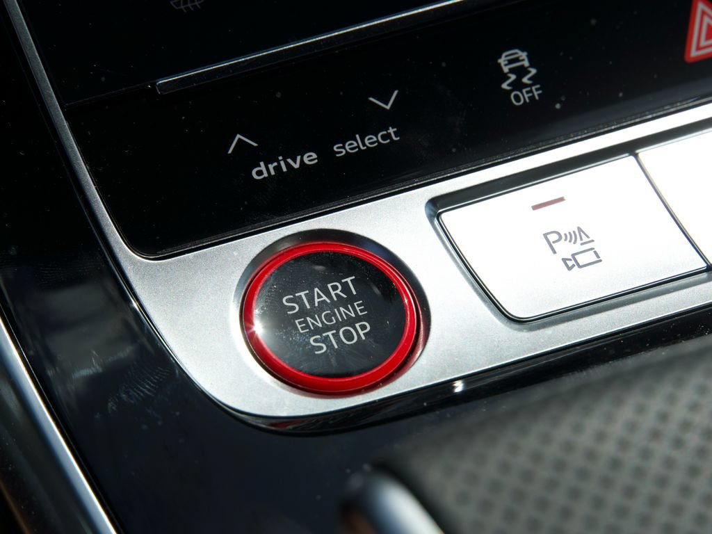 Used 2026 Audi SQ8 Premium Plus AWD/4WD image 27