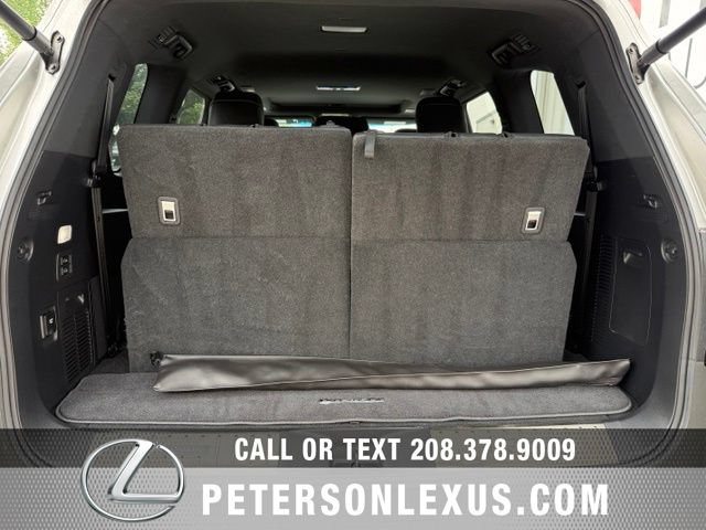 Used 2023 Lexus LX 600 4WD w/ Interior Upgrade Package image 24