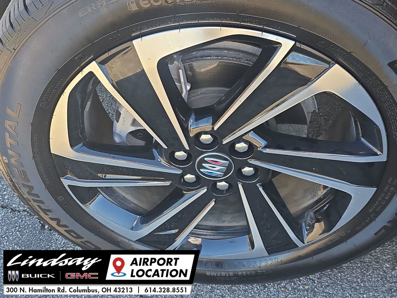 Used 2025 Buick Enclave Sport Touring w/ Power Package image 35