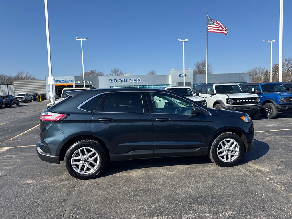 Used 2024 Ford Edge SEL w/ Convenience Package image 6