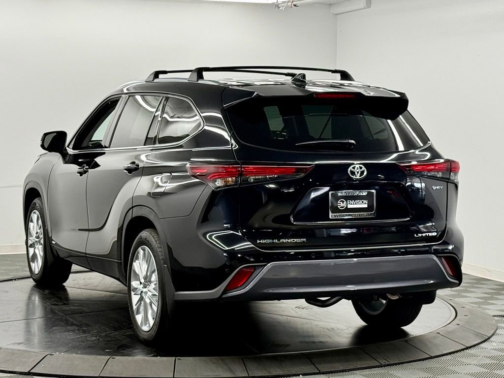 Used 2026 Toyota Highlander Limited image 10