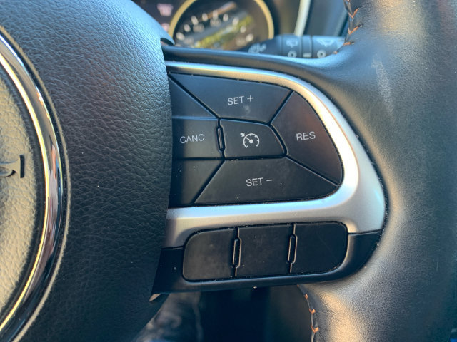 Used 2017 Jeep Compass Limited AWD/4WD image 29