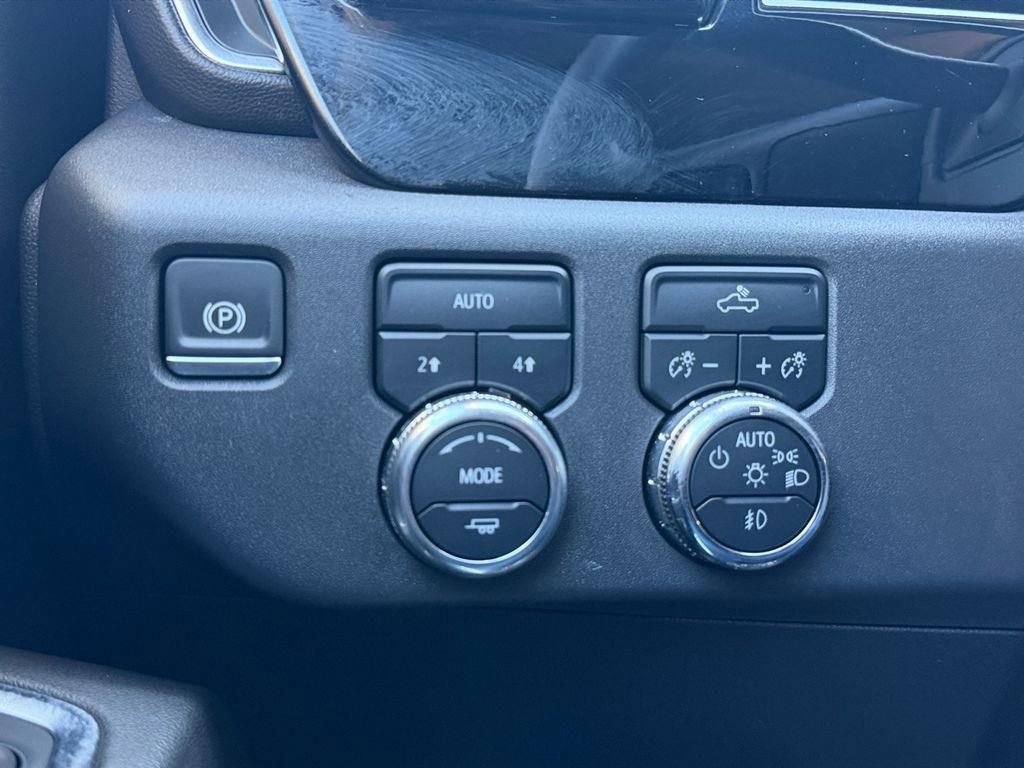 Used 2024 GMC Sierra 1500 Elevation image 22