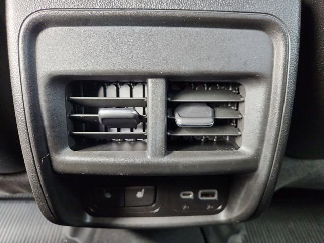 Used 2021 Cadillac XT4 Premium Luxury w/ Cold Weather Package image 20