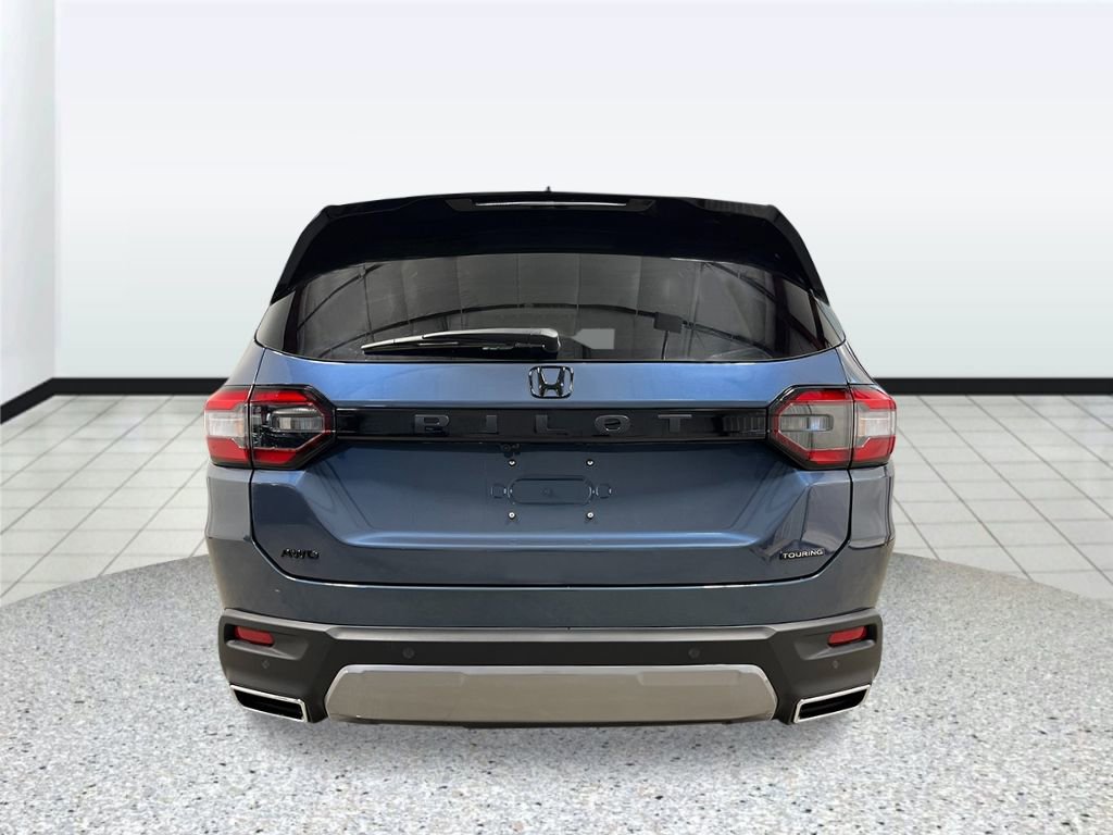 New 2026 Honda Pilot Touring image 4