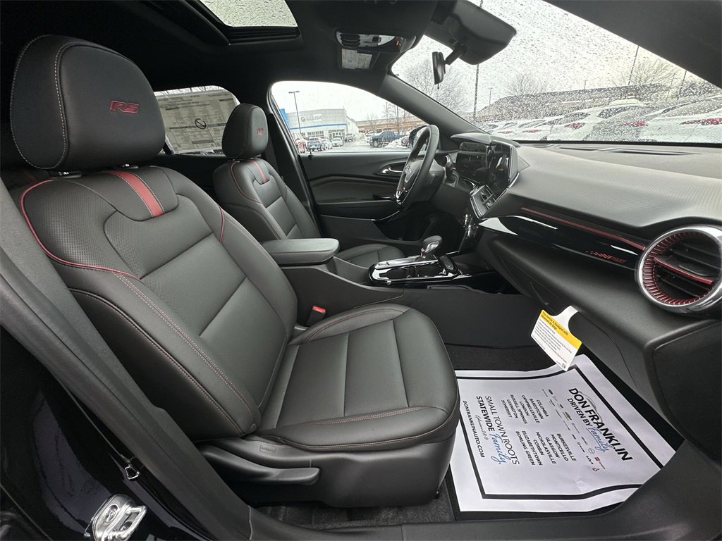 New 2026 Chevrolet Trax RS w/ Sunroof Package image 24