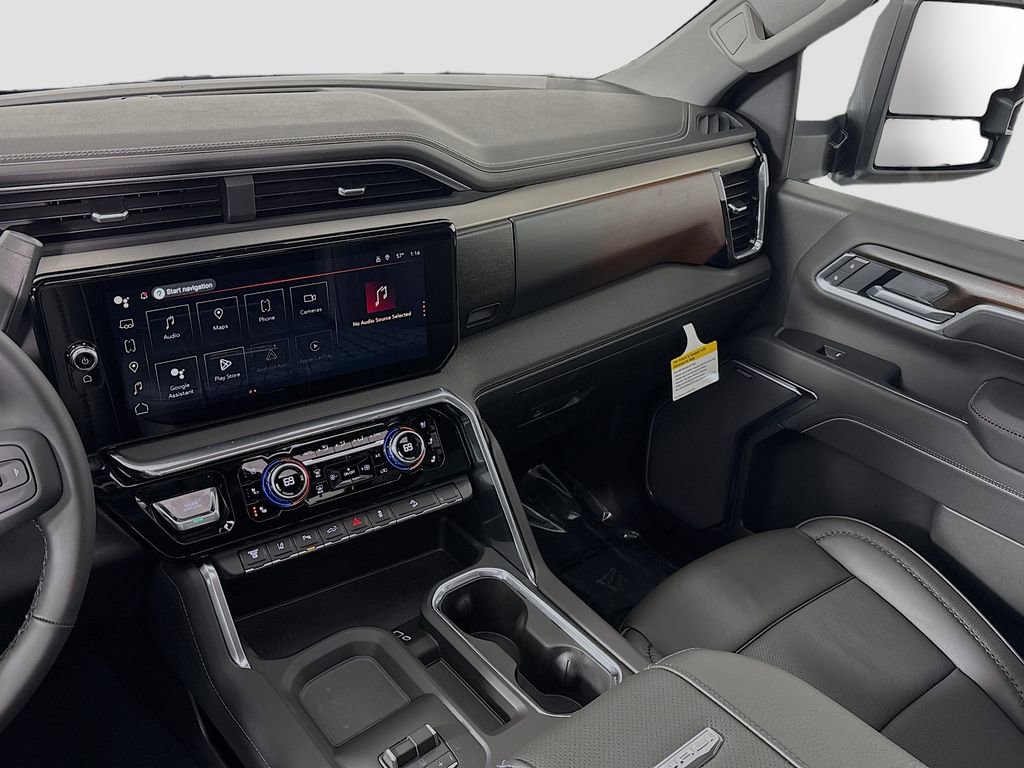New 2026 GMC Sierra 3500 Denali w/ Denali Reserve Package image 24