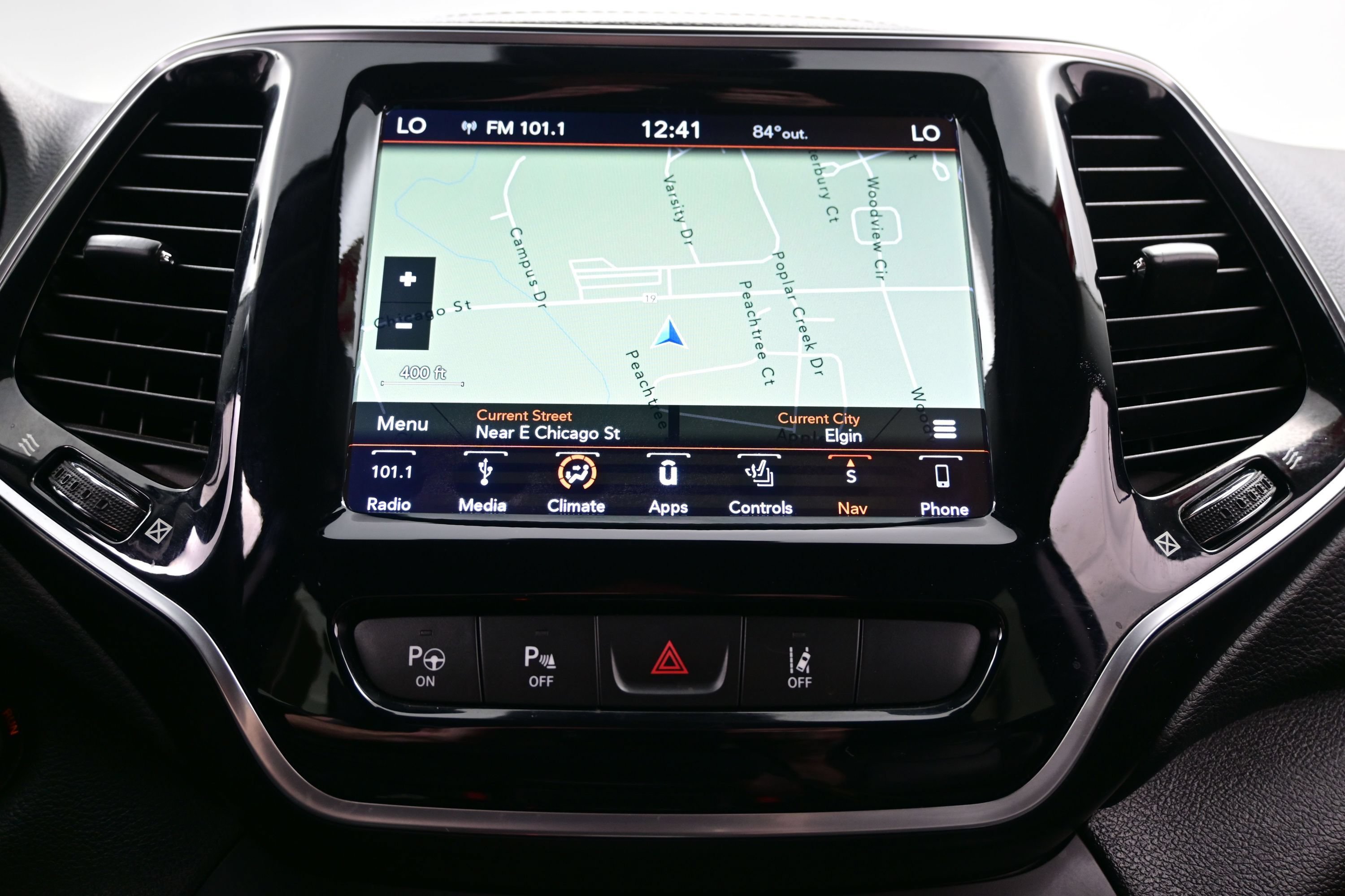 Used 2019 Jeep Cherokee Limited w/ Luxury Group AWD/4WD image 20