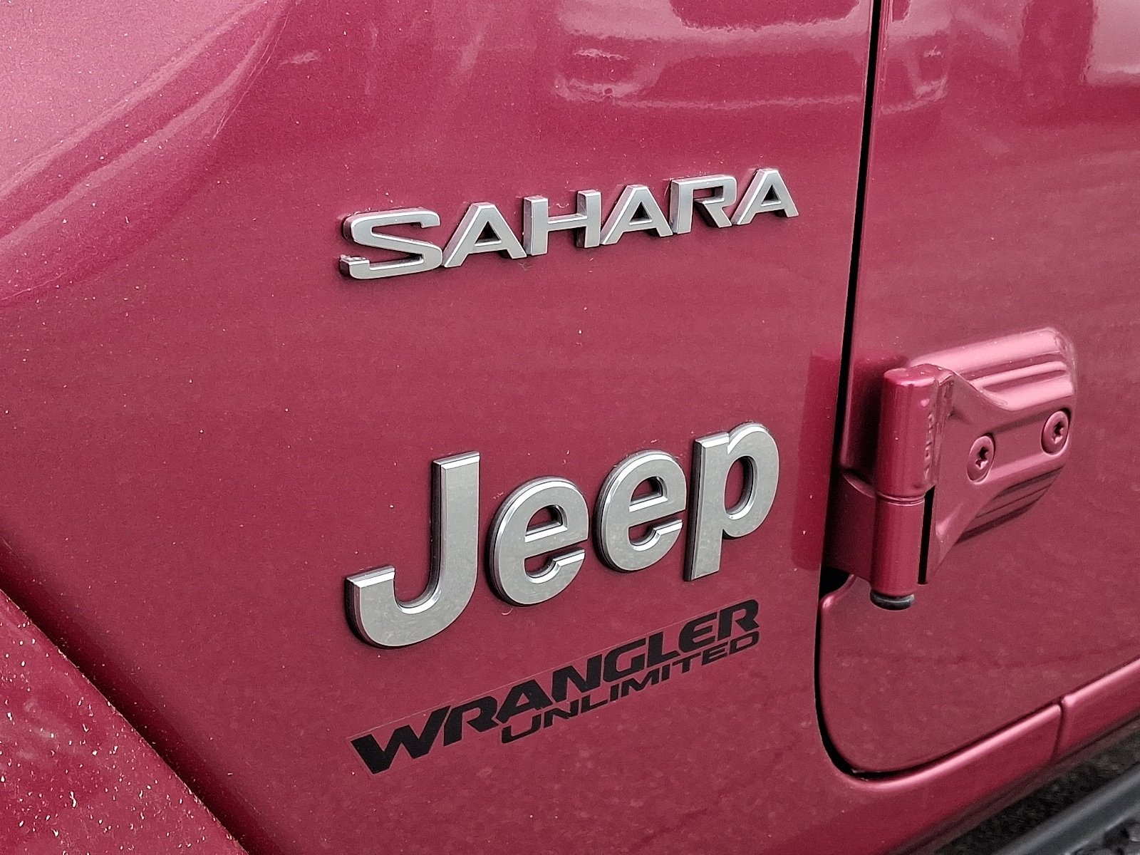 Used 2022 Jeep Wrangler Unlimited Sahara w/ Cold Weather Group image 30