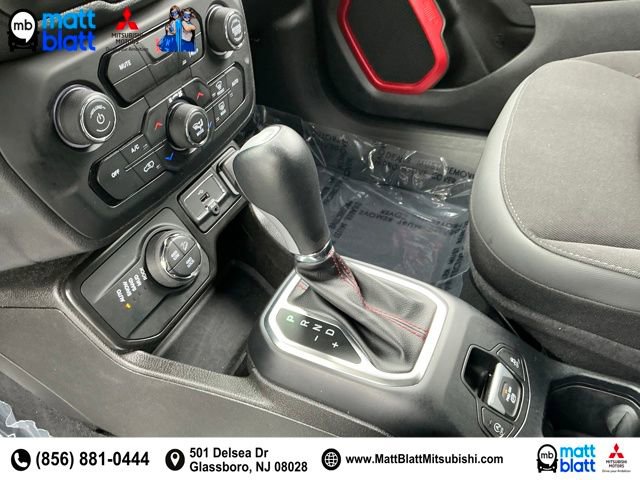 Used 2023 Jeep Renegade Trailhawk image 18