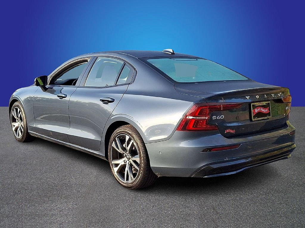 Used 2024 Volvo S60 B5 Plus AWD/4WD image 6