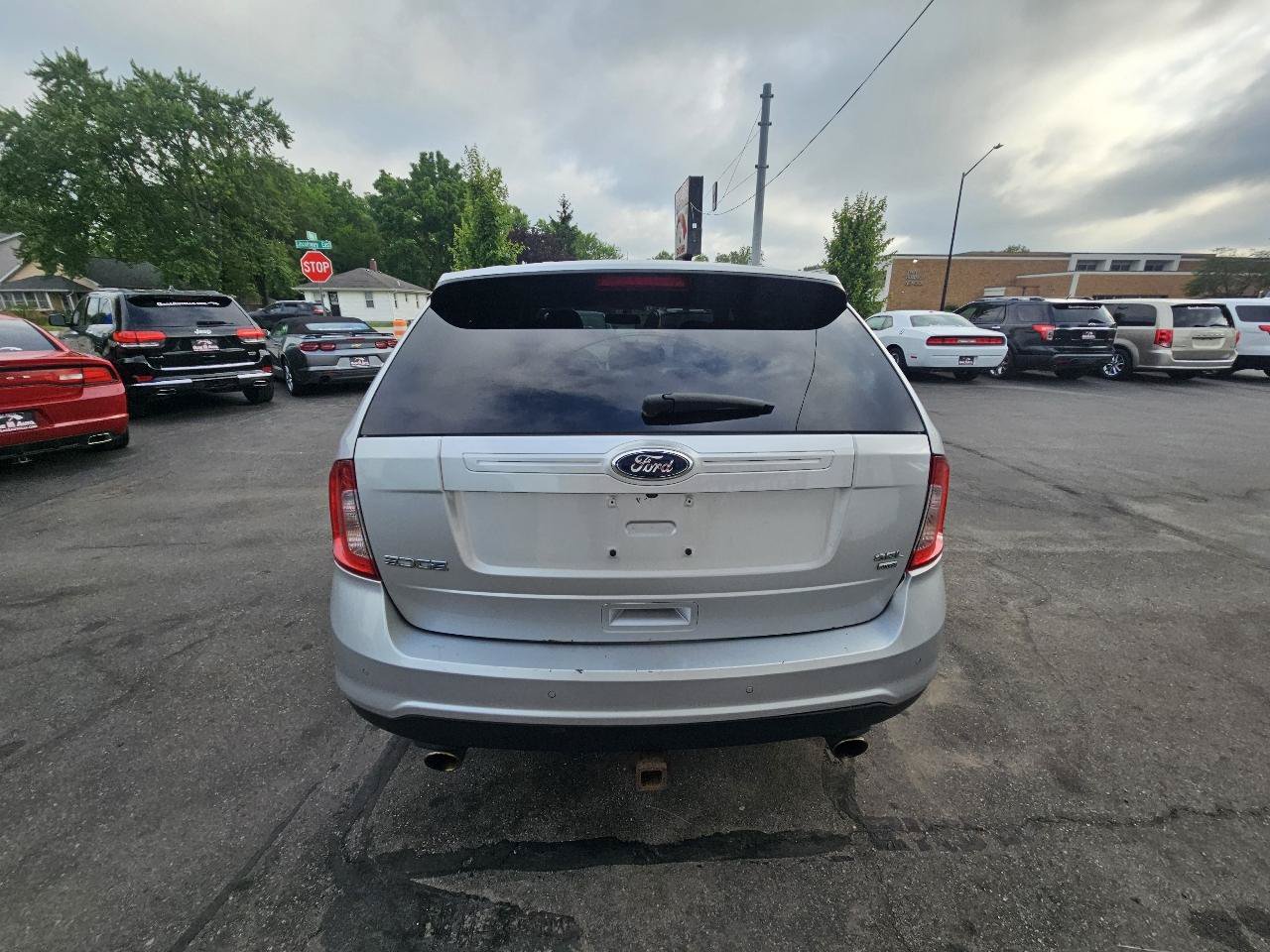 Used 2014 Ford Edge SEL w/ Equipment Group 205A AWD/4WD image 9