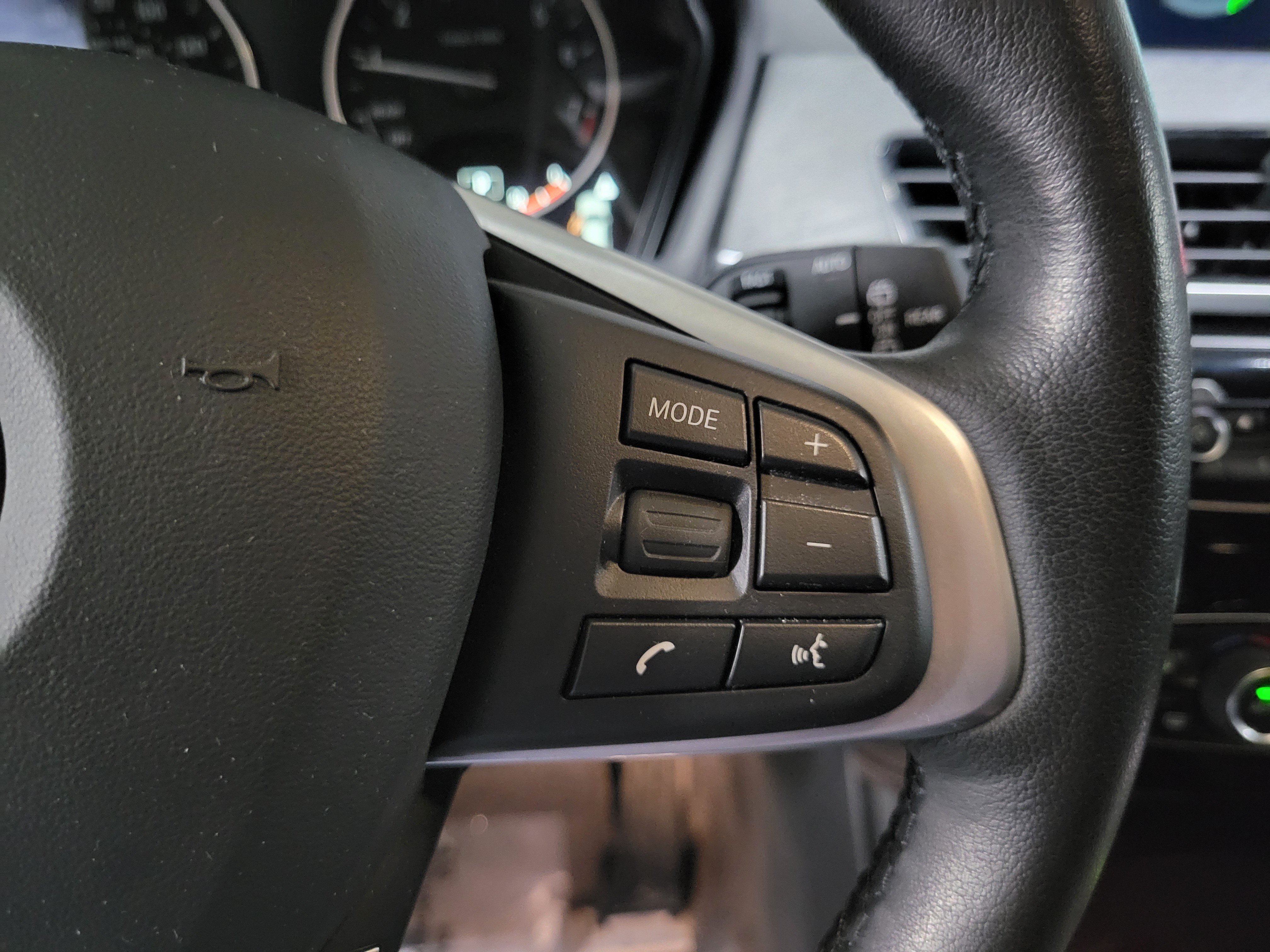Used 2018 BMW X1 xDrive28i AWD/4WD image 26