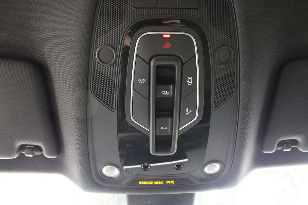 Used 2018 Audi SQ5 Premium Plus AWD/4WD image 30