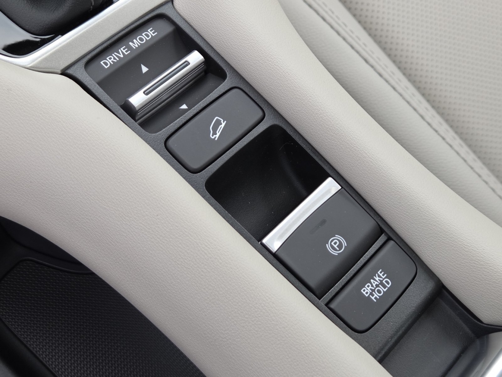 New 2027 Honda HR-V EX-L image 32