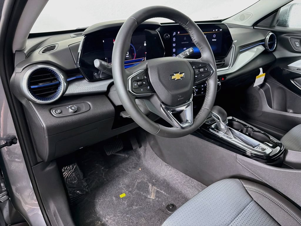 New 2026 Chevrolet Trax LT w/ Driver Confidence Package FWD image 9