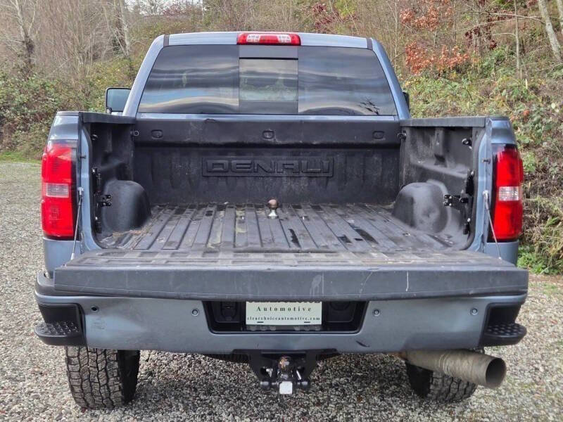Used 2016 GMC Sierra 2500 Denali w/ Duramax Plus Package AWD/4WD image 10