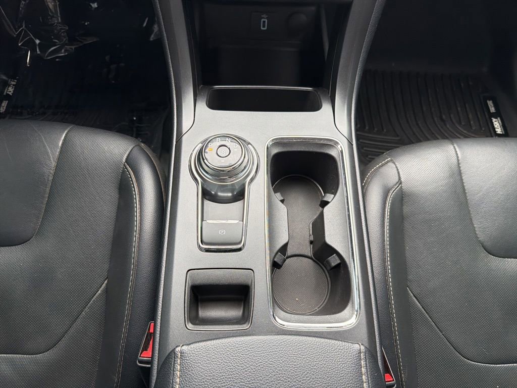 Used 2017 Ford Fusion Titanium image 29