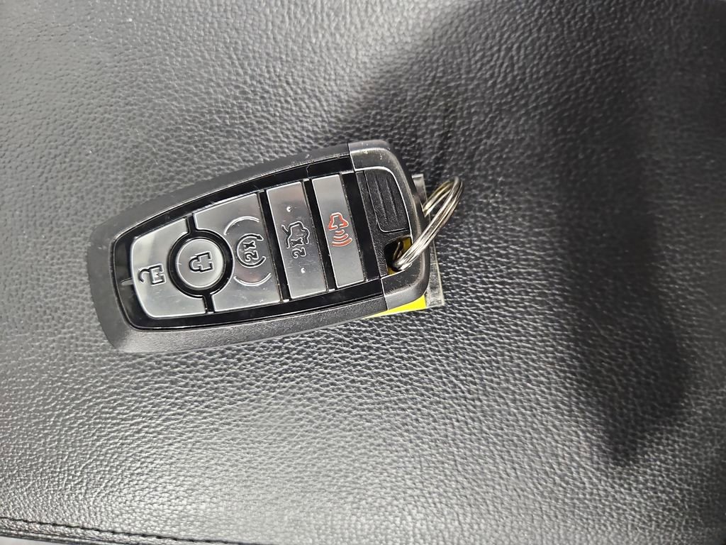 Used 2019 Ford Explorer Limited w/ Class III Trailer Tow Package image 30