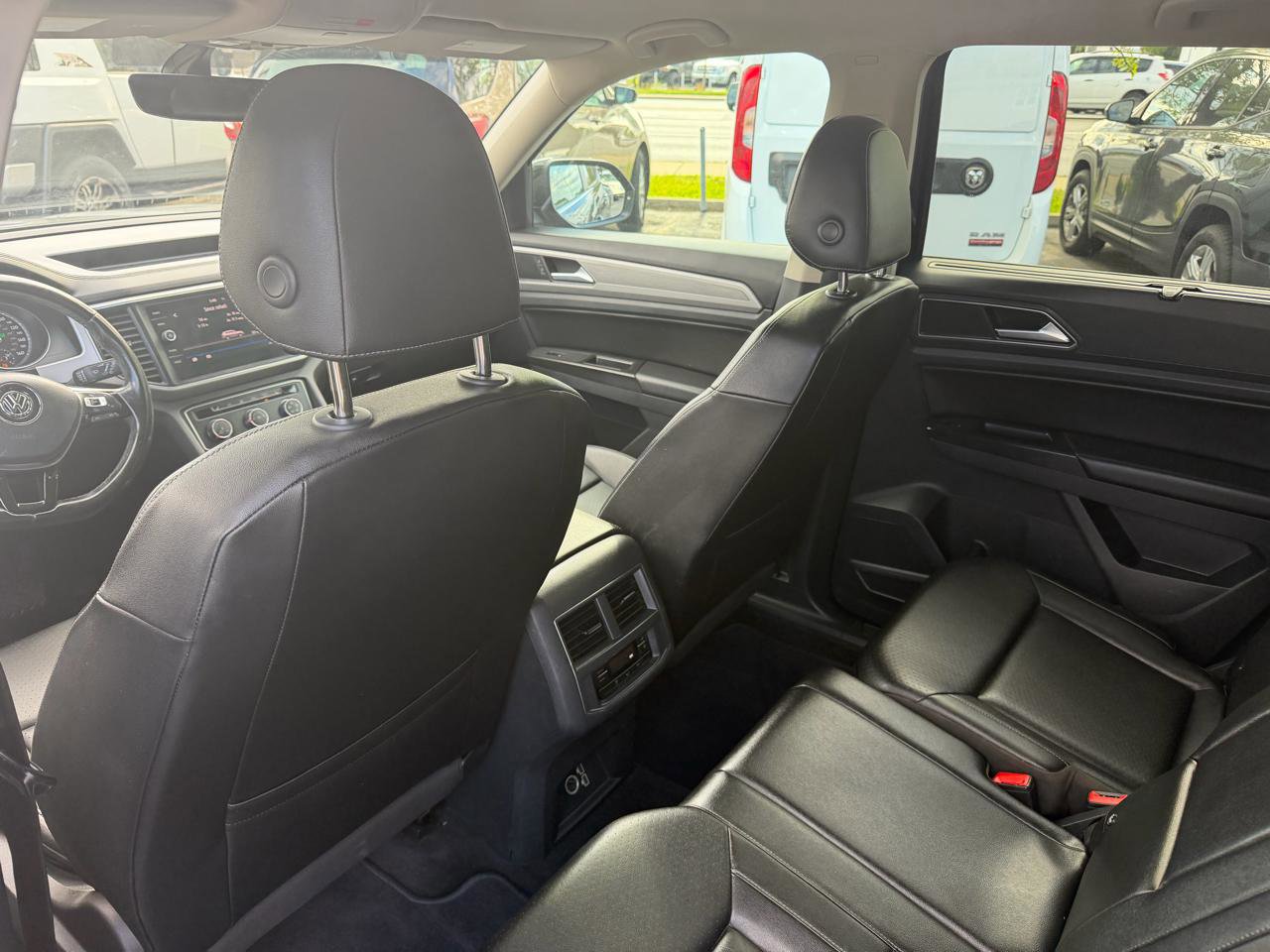 Used 2018 Volkswagen Atlas SE FWD image 10