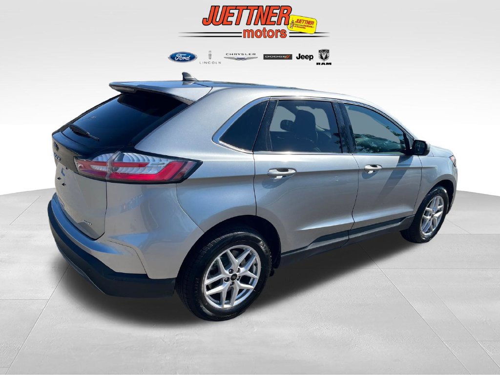 Used 2024 Ford Edge SEL AWD/4WD image 5