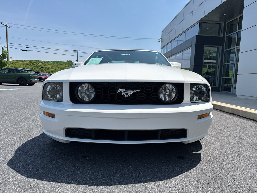Used 2006 Ford Mustang GT Premium RWD image 4