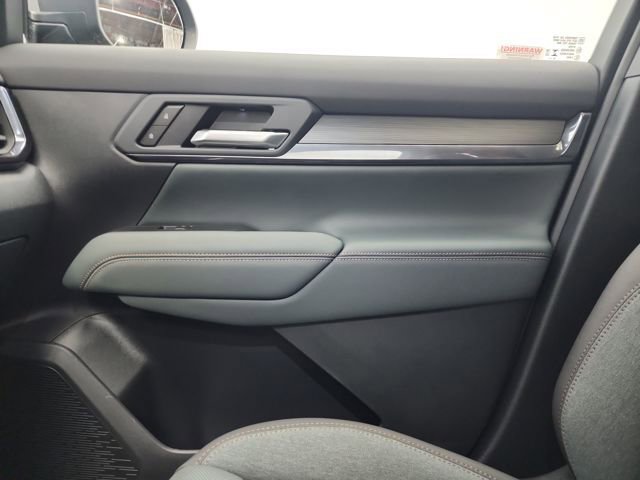 New 2026 GMC Terrain AT4 w/ Convenience Package III image 29