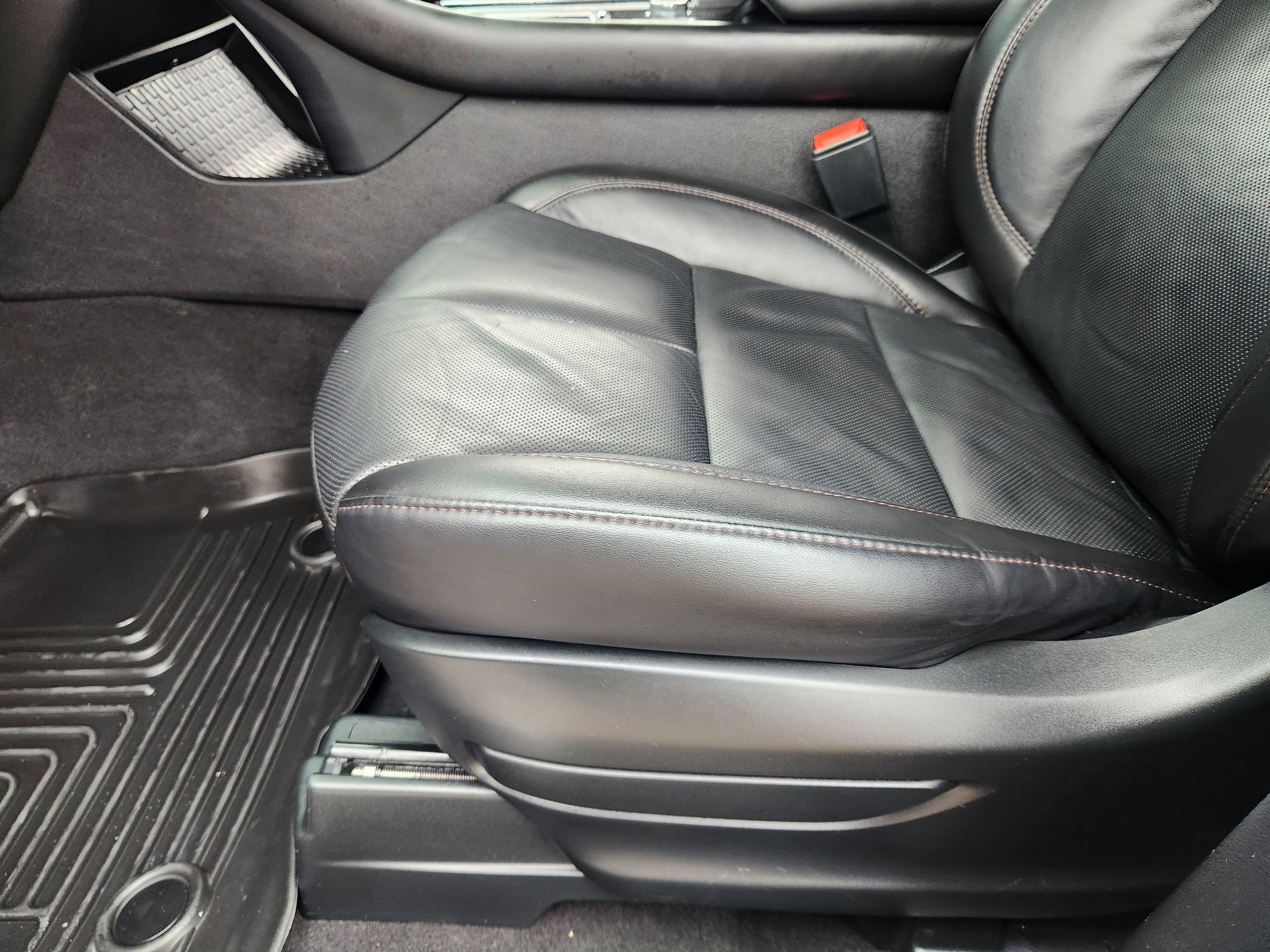 Used 2024 Lincoln Aviator Reserve w/ Equipment Group 201A image 24